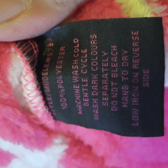 Love Onsie - Picture 4 of 4